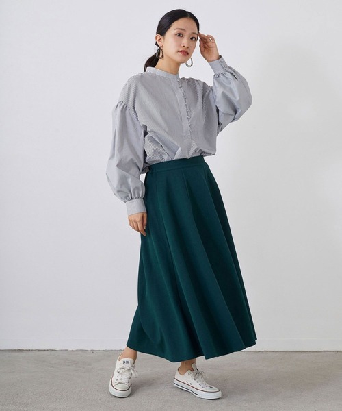 NICOLE white（ニコルホワイト）の「カットカルゼ フレアスカート ロング丈（スカート・レディース・グリーン/オフホワイト/ネイビー・FREE）」の8枚目の写真