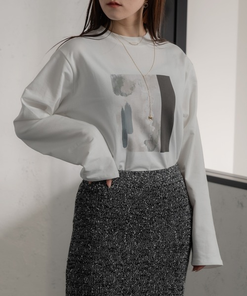 Ezick(エジック)の「プリントTOPS(Tシャツ/カットソー・レディース・ブラック/ホワイト・FREE)」の2枚目の写真