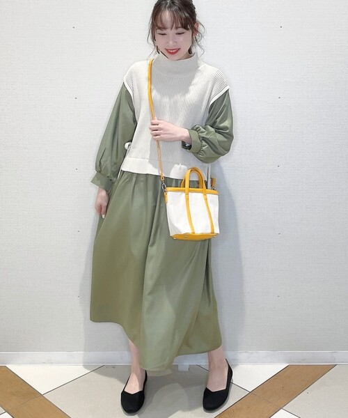 SHOO・LA・RUE（シューラルー）の「◆洗えて履きやすい！ニットスクエアパンプス（その他シューズ・レディース・ブラック/ライトグリーン/サンドベージュ/ベビーピンク・35/45/25）」の15枚目の写真