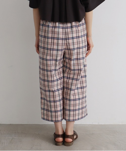yuni(ユニ )の「コットンキュプラ check cropped wide pants(その他パンツ・レディース・ブラウン/ピンク・FREE)」の17枚目の写真