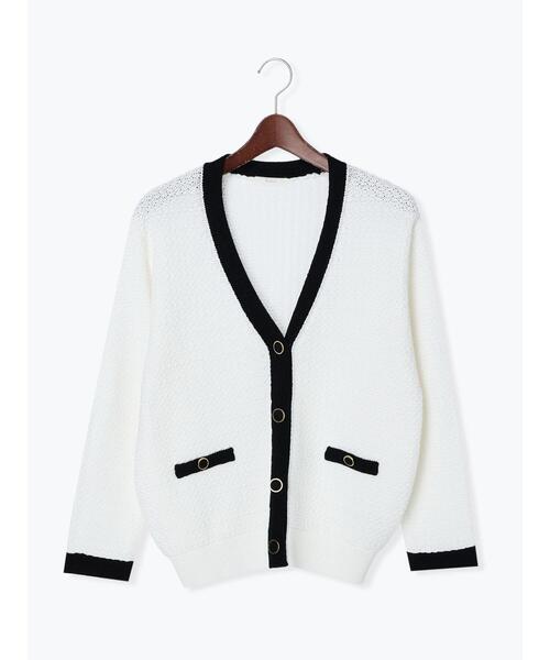 Te chichi(テチチ)の「配色Vネックカーディガン(カーディガン/ボレロ・レディース・ブラック/ベージュ/オフホワイト・フリ-)」の17枚目の写真