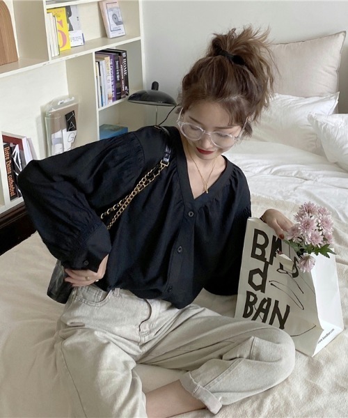 yuue' ( wear )(ユーイ)の「ロングスリーブ オーバーサイズ シャツブラウス(シャツ/ブラウス・レディース・ブラック/ベージュ・FREE)」の13枚目の写真