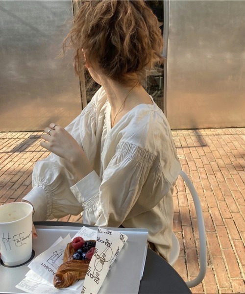 yuue' ( wear )(ユーイ)の「ロングスリーブ オーバーサイズ シャツブラウス(シャツ/ブラウス・レディース・ブラック/ベージュ・FREE)」の18枚目の写真