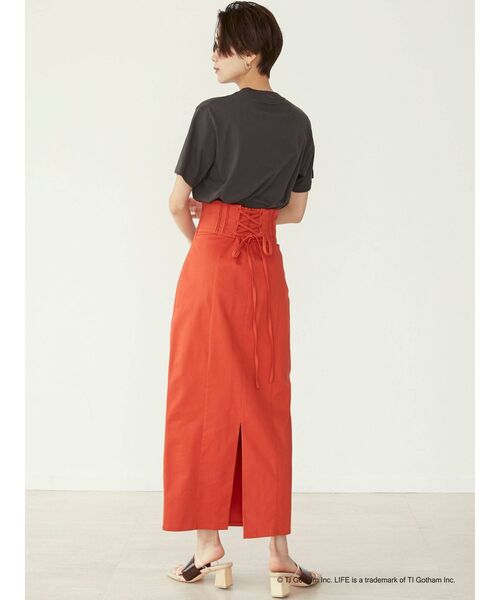 LAGUNAMOON（ラグナムーン）の「【LIFE】femalephotoTシャツ（Tシャツ/カットソー・レディース・ホワイト/チャコールグレー・FREE）」の17枚目の写真