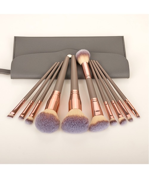 LAC-VERT（ラック・ヴェール）の「ポーチ付きメイクブラシセット【10本】（メイクブラシ・レディース・ブラック/グレー・FREE）」の12枚目の写真