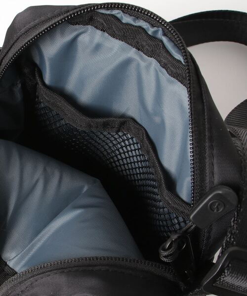 OUTDOOR PRODUCTS（アウトドアプロダクツ）の「OUTDOOR アウトドア スクエアミニショルダーバッグ（ショルダーバッグ・メンズ・ブラック/ネイビー/カーキ・FREE）」の17枚目の写真