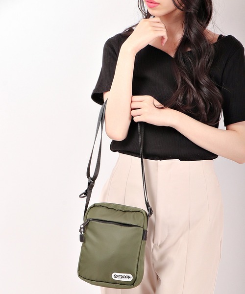 OUTDOOR PRODUCTS（アウトドアプロダクツ）の「OUTDOOR アウトドア スクエアミニショルダーバッグ（ショルダーバッグ・メンズ・ブラック/ネイビー/カーキ・FREE）」の10枚目の写真