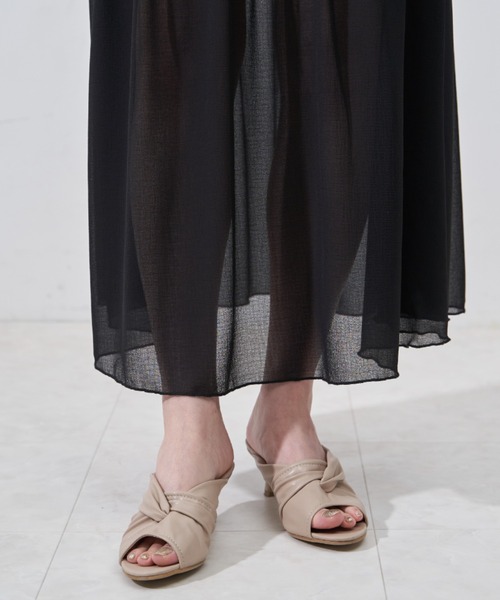 VANNIE U（ヴァニーユー）の「ツイストミュール（サンダル・レディース・アイボリー/ベージュ/ブラック・LL/S/M/L）」の13枚目の写真