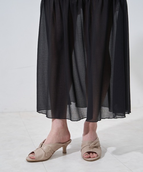 VANNIE U（ヴァニーユー）の「ツイストミュール（サンダル・レディース・アイボリー/ベージュ/ブラック・LL/S/M/L）」の16枚目の写真