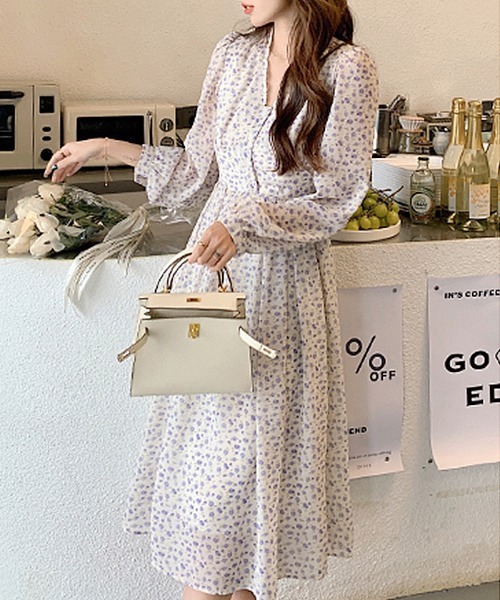ABYS（アビス）の「花柄シフォンロングワンピース（ワンピース・レディース・ブルー/パープル・SMALL/MEDIUM/LARGE）」の8枚目の写真
