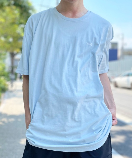 VANS(バンズ)の「【VANS】MN LEFT CHEST LOGO TEE(Tシャツ/カットソー・メンズ・ブルー/ホワイト/ブラック・LARGE/SMALL/MEDIUM/X-LARGE)」の3枚目の写真