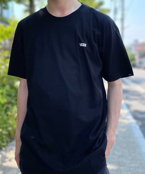 VANS(バンズ)の「【VANS】MN LEFT CHEST LOGO TEE(Tシャツ/カットソー・メンズ・ブルー/ホワイト/ブラック・LARGE/SMALL/MEDIUM/X-LARGE)」の1枚目の写真