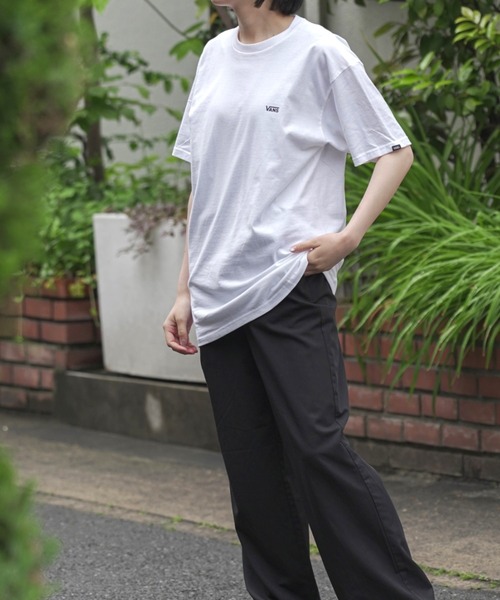 VANS(バンズ)の「【VANS】MN LEFT CHEST LOGO TEE(Tシャツ/カットソー・メンズ・ブルー/ホワイト/ブラック・LARGE/SMALL/MEDIUM/X-LARGE)」の12枚目の写真