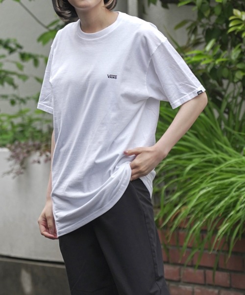 VANS(バンズ)の「【VANS】MN LEFT CHEST LOGO TEE(Tシャツ/カットソー・メンズ・ブルー/ホワイト/ブラック・LARGE/SMALL/MEDIUM/X-LARGE)」の8枚目の写真