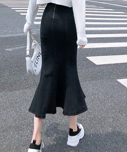 DAY CLOSET(デイ クローゼット)の「【大きいサイズ有/ストレッチ】キレカジセンタースリットデニムマーメイドスカート レディース(デニムスカート・レディース・ライトブルー/ブラック・S/M/L/XS)」の16枚目の写真