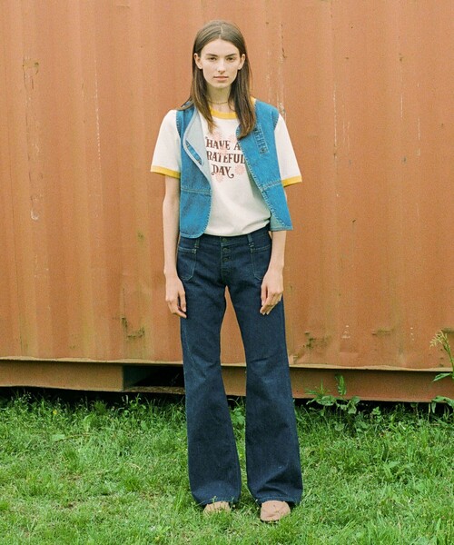 FREAK'S STORE（フリークスストア）の「HAVE A GRATEFUL DAY × FREAK'S STORE/ハブアグレイトフルデイ Flower Ringer TEE/ フラワーリンガーTシャツ（Tシャツ/カットソー・レディース・グリーン/オレンジ・ﾌﾘ-）」の4枚目の写真