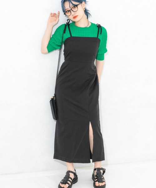 nemne store(ネンネストア)の「スリット入りリボンキャミワンピース(ワンピース・レディース・ブラック/アイボリー・フリー)」の2枚目の写真