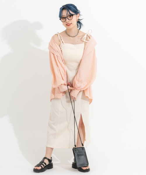 nemne store(ネンネストア)の「スリット入りリボンキャミワンピース(ワンピース・レディース・ブラック/アイボリー・フリー)」の7枚目の写真