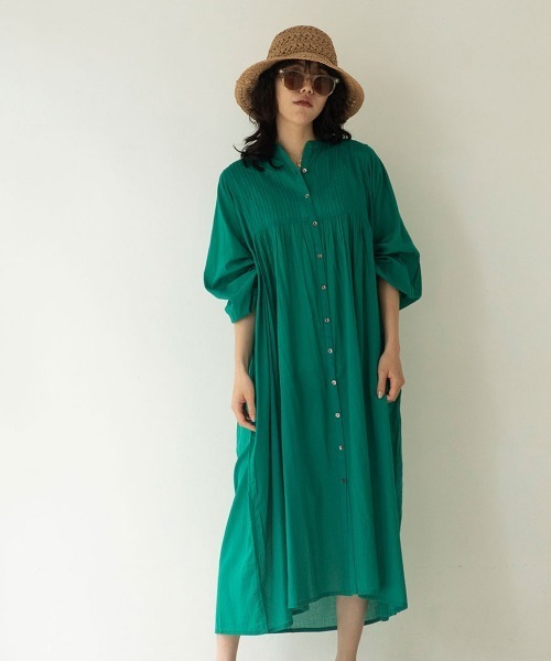 marjour(マージュール)の「SHEER COTTON PINTUCK ONEPIECE(シャツワンピース・レディース・グリーン・M)」の1枚目の写真