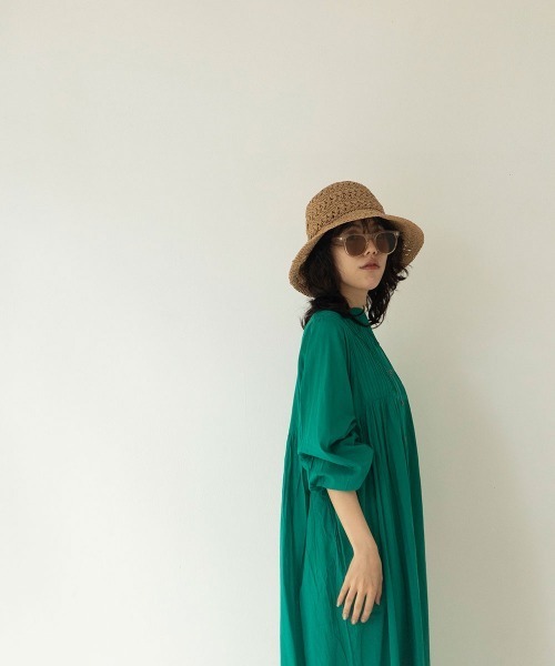 marjour(マージュール)の「SHEER COTTON PINTUCK ONEPIECE(シャツワンピース・レディース・グリーン・M)」の11枚目の写真
