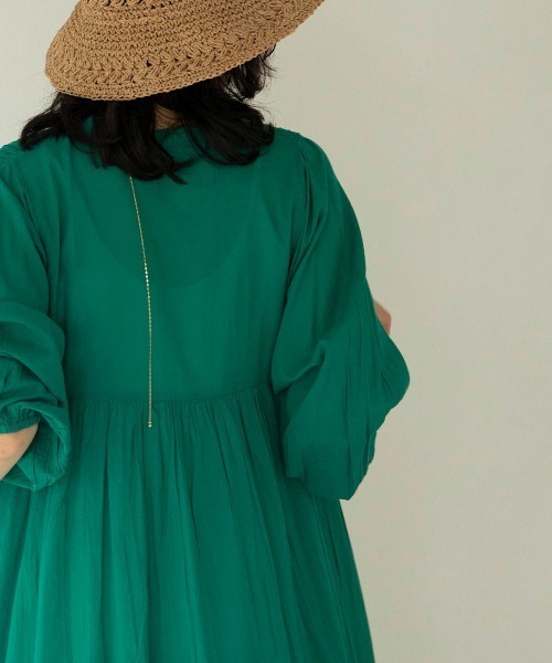 marjour(マージュール)の「SHEER COTTON PINTUCK ONEPIECE(シャツワンピース・レディース・グリーン・M)」の18枚目の写真