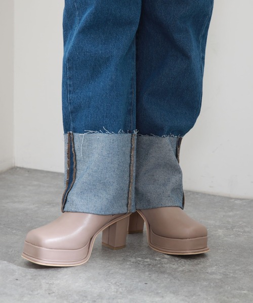 archives（アルシーヴ）の「厚底ヒールブーツ（ブーツ・レディース・ブラック/ベージュ・MEDIUM/LARGE）」の6枚目の写真