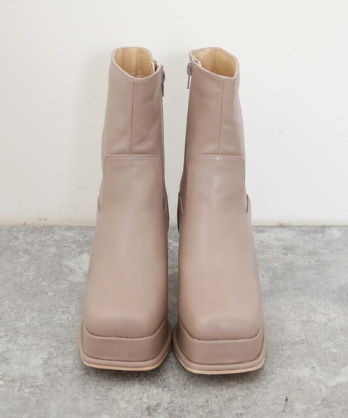 archives（アルシーヴ）の「厚底ヒールブーツ（ブーツ・レディース・ブラック/ベージュ・MEDIUM/LARGE）」の12枚目の写真