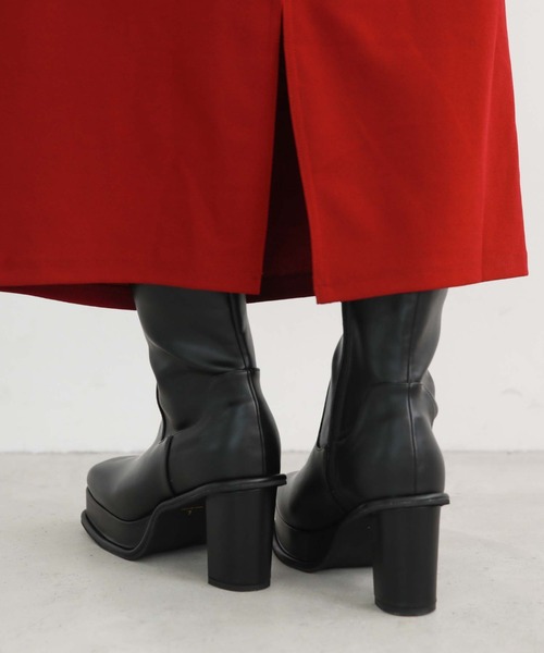 archives（アルシーヴ）の「厚底ヒールブーツ（ブーツ・レディース・ブラック/ベージュ・MEDIUM/LARGE）」の5枚目の写真