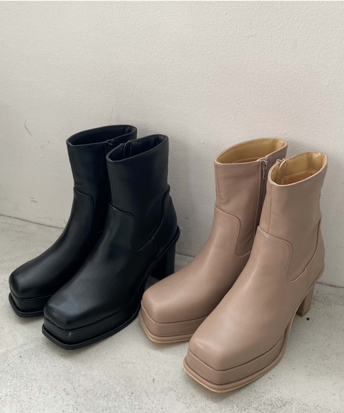 archives（アルシーヴ）の「厚底ヒールブーツ（ブーツ・レディース・ブラック/ベージュ・MEDIUM/LARGE）」の17枚目の写真