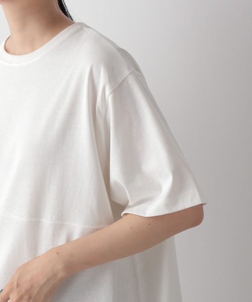 LOWRYS FARM（ローリーズファーム）の「キリカエユルＴシャツ　352427（Tシャツ/カットソー・レディース・オフホワイト/チャコールグレー/ブラウン/アイボリー・FREE）」の19枚目の写真