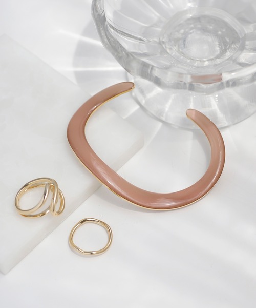 ANEMONE(アネモネ)の「ウェーブカラーバングル(バングル/リストバンド・レディース・ピンク/ブラウン/グリーン・FREE)」の3枚目の写真