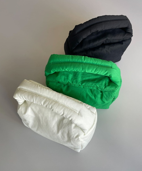 URBAN RESEARCH DOORS(アーバンリサーチドアーズ)の「クッションハンドバッグ(ハンドバッグ・レディース・ブラック/オフホワイト/グリーン・ONE)」の10枚目の写真