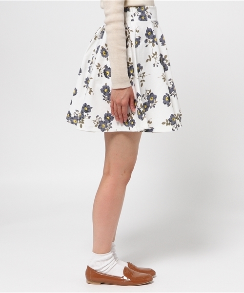 earth music&ecology（アースミュージックアンドエコロジー）の「【すきな丈スカート】花柄ミニフレアスカート（スカート・レディース・アイボリー/ネイビー・FREE）」の4枚目の写真