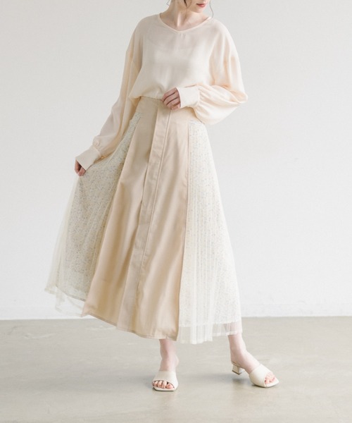 idem(イデム)の「side tulle skirt/サイドチュールプリーツスカート(スカート・レディース・アイボリー/ネイビー・FREE)」の3枚目の写真