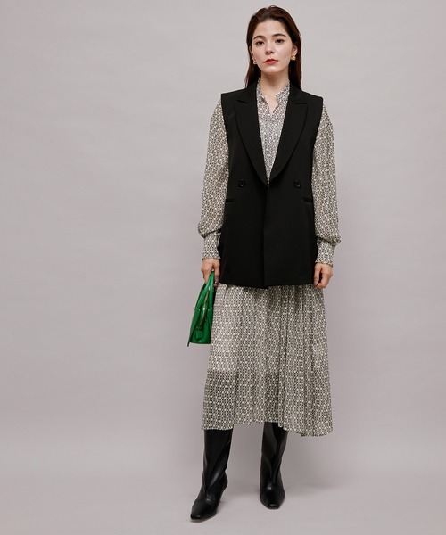 ROPE'（ロペ）の「【秋の新作】楊柳プリント スタンドフリルワンピース（ワンピース・レディース・ホワイト/ダークブラウン・38/36）」の2枚目の写真