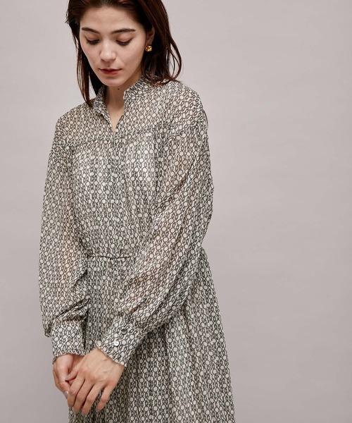 ROPE'（ロペ）の「【秋の新作】楊柳プリント スタンドフリルワンピース（ワンピース・レディース・ホワイト/ダークブラウン・38/36）」の13枚目の写真