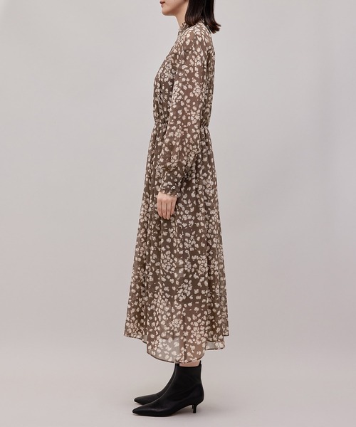 ROPE'（ロペ）の「【秋の新作】楊柳プリント スタンドフリルワンピース（ワンピース・レディース・ホワイト/ダークブラウン・38/36）」の9枚目の写真