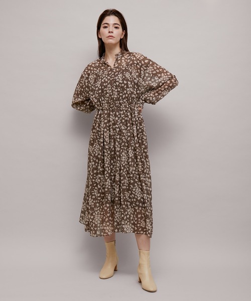 ROPE'（ロペ）の「【秋の新作】楊柳プリント スタンドフリルワンピース（ワンピース・レディース・ホワイト/ダークブラウン・38/36）」の5枚目の写真