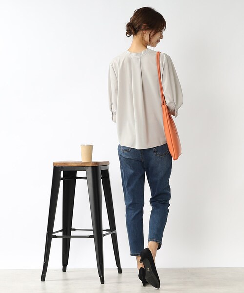 DRESKIP（ドレスキップ）の「◆ビジネスシーンにも！ 2WAYフロントトップス（Tシャツ/カットソー・レディース・ブラック/ピンク系/オフホワイト/ライトグレー・03/02/04）」の6枚目の写真