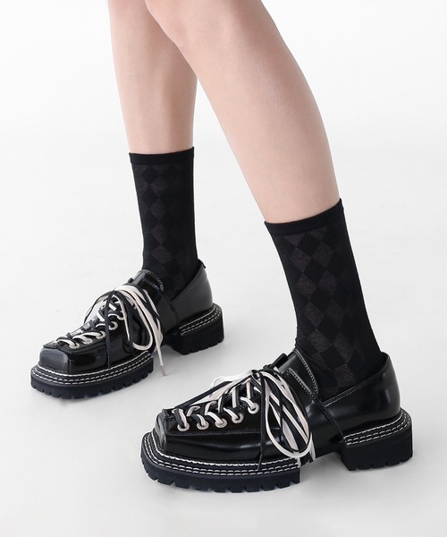 minsobi(ミンソビ)の「ステッチレースアップシューズ(ブーツ・レディース・ブラック・23cm/23.5cm/24cm/24.5cm)」の1枚目の写真