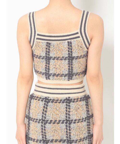 RESEXXY(リゼクシー)の「シャギーチェックスクエアニットタンク【セットアップ着用可能】(タンクトップ・レディース・ブラック/イエロー/ブルー・FREE)」の10枚目の写真