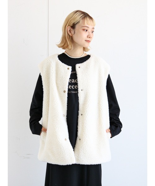 ehka sopo（エヘカソポ）の「ボアベスト（ベスト・レディース・ベージュ/ブラウン/キナリ・ﾌﾘ-）」の2枚目の写真