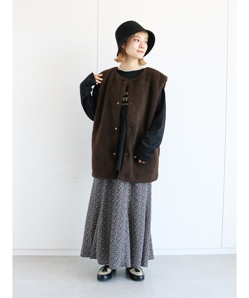ehka sopo（エヘカソポ）の「ボアベスト（ベスト・レディース・ベージュ/ブラウン/キナリ・ﾌﾘ-）」の17枚目の写真