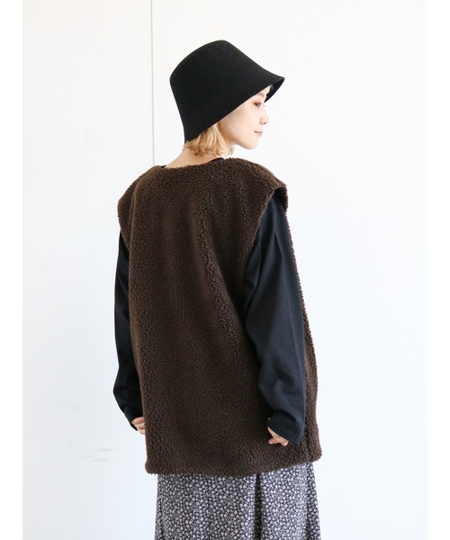 ehka sopo（エヘカソポ）の「ボアベスト（ベスト・レディース・ベージュ/ブラウン/キナリ・ﾌﾘ-）」の11枚目の写真