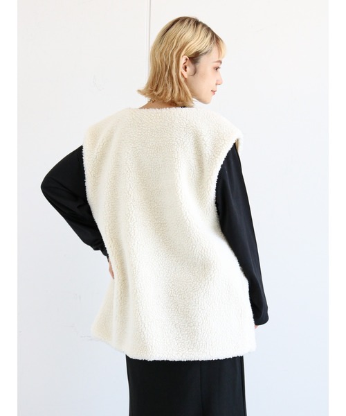 ehka sopo（エヘカソポ）の「ボアベスト（ベスト・レディース・ベージュ/ブラウン/キナリ・ﾌﾘ-）」の7枚目の写真