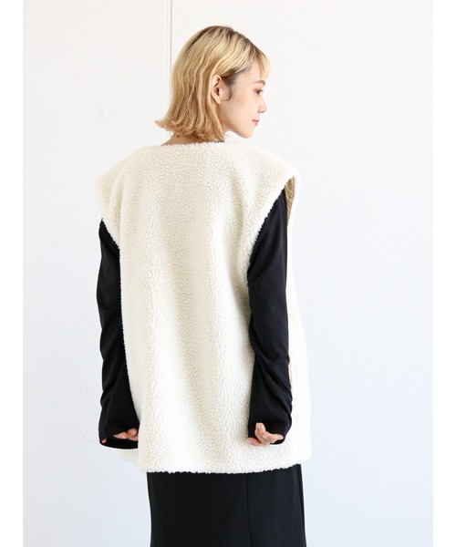 ehka sopo（エヘカソポ）の「ボアベスト（ベスト・レディース・ベージュ/ブラウン/キナリ・ﾌﾘ-）」の5枚目の写真