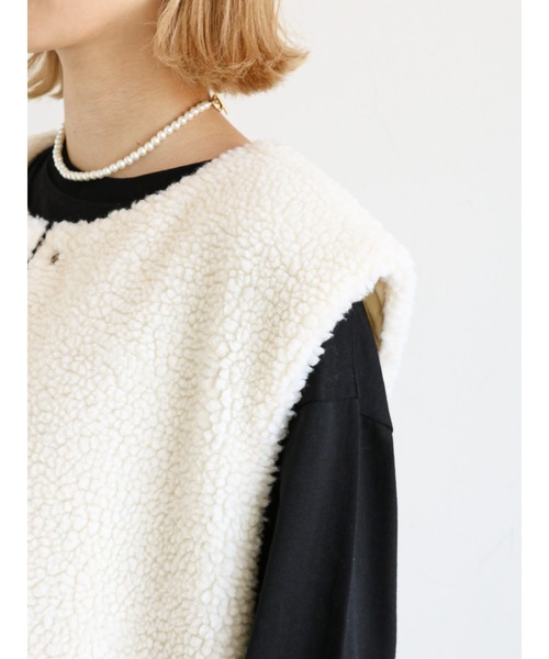 ehka sopo（エヘカソポ）の「ボアベスト（ベスト・レディース・ベージュ/ブラウン/キナリ・ﾌﾘ-）」の16枚目の写真