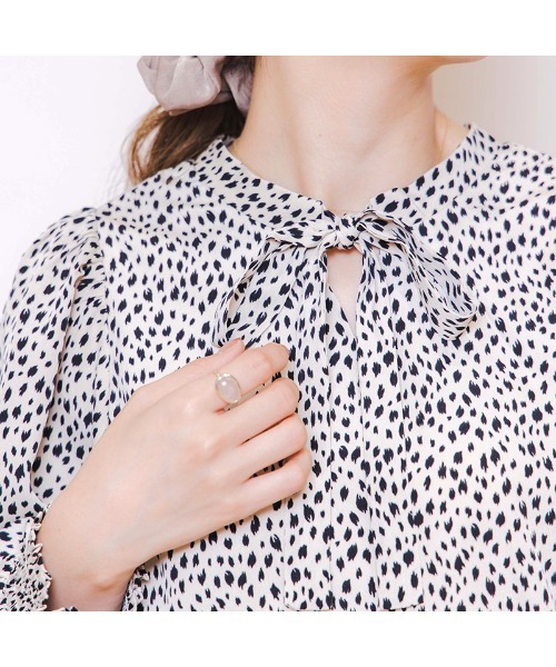 flower（フラワー）の「バルーンレオパードブラウス（シャツ/ブラウス・レディース・アイボリー/ブラウン・FREE）」の13枚目の写真