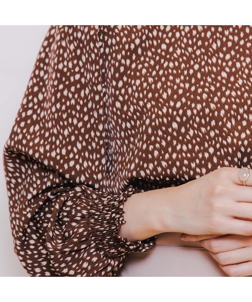 flower（フラワー）の「バルーンレオパードブラウス（シャツ/ブラウス・レディース・アイボリー/ブラウン・FREE）」の22枚目の写真