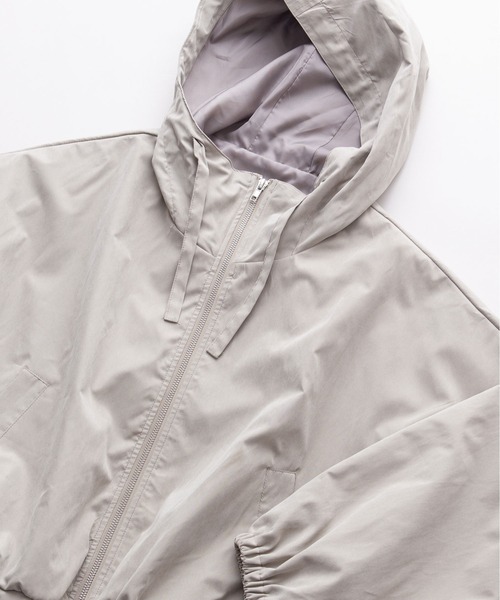 OUTDOOR PRODUCTS APPAREL（アウトドアプロダクツアパレル）の「ショート丈　バルーンスリーブ　マウンテンパーカー（マウンテンパーカー・レディース・ブラック/カーキ/ライトベージュ/アイボリー・MEDIUM）」の4枚目の写真